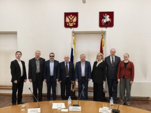 Участники экспертного круглого стола МОО «Культурные ценности» в Московском доме национальностей